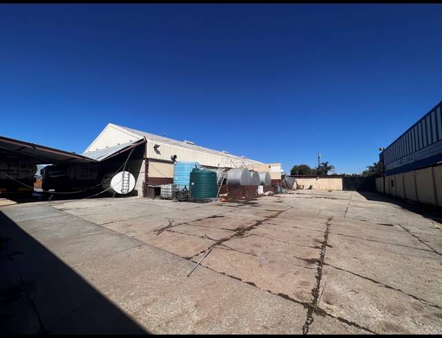1,450M² FACTORY TO LET IN ALRODE